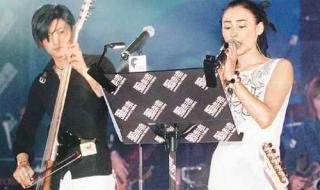 王菲结婚谢霆锋在演唱会唱了什么歌 谢霆锋演唱会高清